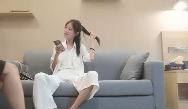 探花史上最重口一场自己约的含泪也要干，一定要脱了