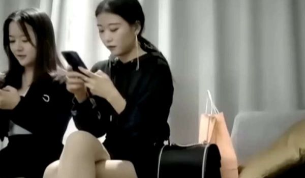 【七天高端外围】高端外围小姐姐，性感翘臀真爽