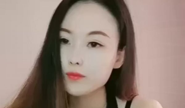 性感妹子跳蛋自慰