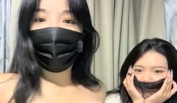 神颜值姐妹花调情求操