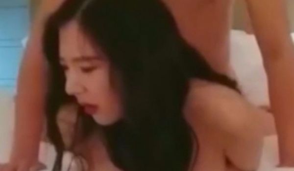 高冷美女的放荡模样