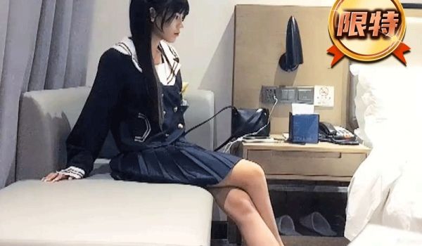 好可爱的双马尾纹身妹子 真可爱