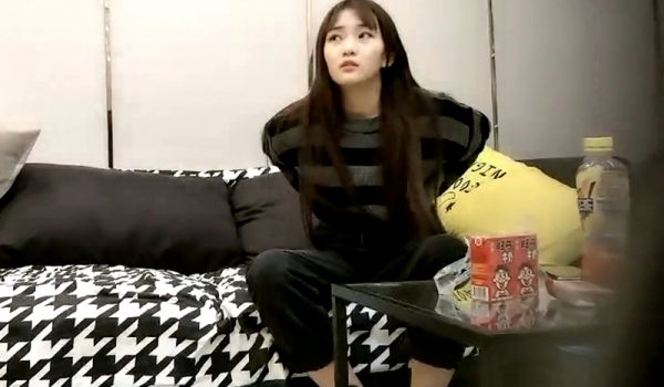 极品外围小姐姐，漂亮身材好叫声骚，温婉动人臣服大