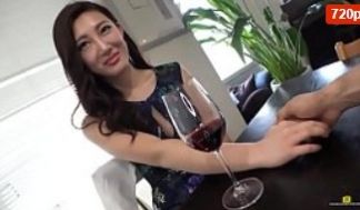 【有码】极品美女在办公室给我强入,太漂亮,忍不住