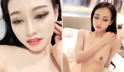 高颜值苗条身材红唇妹子自慰抠逼 床上全裸张开双腿