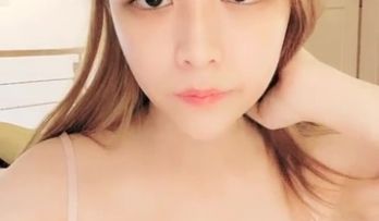 高颜值黄发兔女郎妹子全裸诱惑 扭动身材慢慢脱掉揉