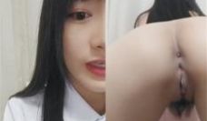 看来没有被怎么啪啪逼逼还是很粉