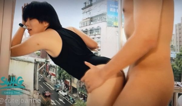 冒着被外面看光的情况下刺激开战1的!