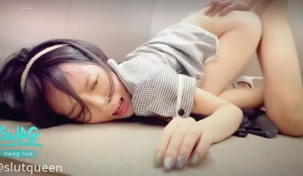 清纯百货电梯小姐的日常工作1的!