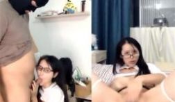 金屋藏娇阁漂亮美女主播收费一多啪啪大秀 和炮友激