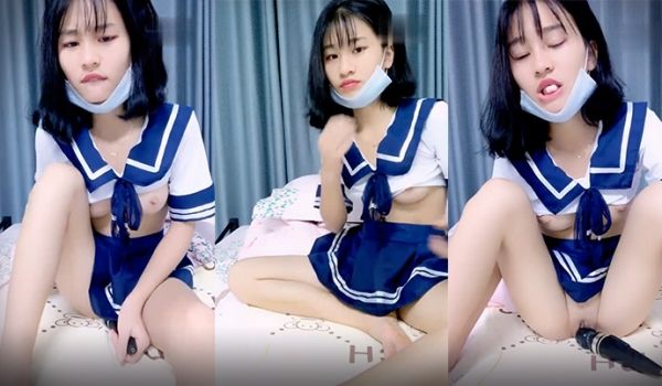 【清纯学生妹】短发学生妹制服道具露脸自慰1