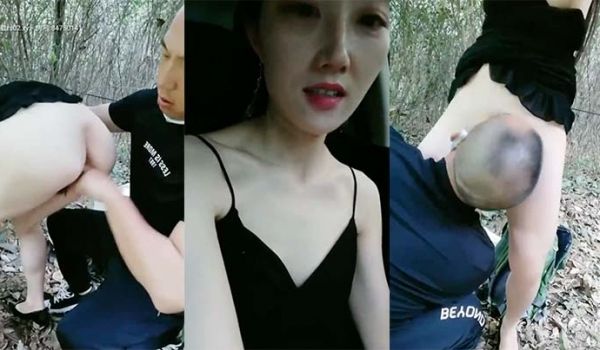 逼毛浓厚的小少妇露脸直播，女仆装情趣肥臀很有肉感
