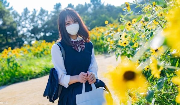 稚气未脱的白皙清秀的Fcup美〇女子〇生···用