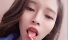 F杯电臀小野马M字腿女上位.