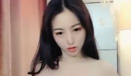 主播样子甜美黑丝诱惑骚气十足.