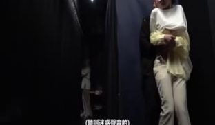 在日常生活的间隙我受不了做爱呻吟的声音而高潮的特