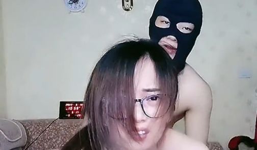 KU四人乱大乱斗下篇两男两女激情开草口交大鸡巴让