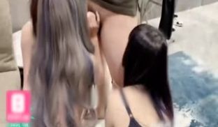 欢迎来玩脱衣麻将.