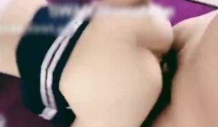 粉丝羞耻狂干女大生.