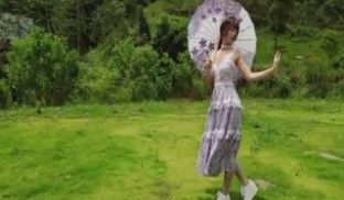 JasmineJ紫色花海的爱的。