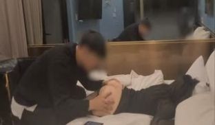 NENO_XEX酒店内对镜激情啪啪壹」的。