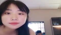 #直播_兄弟们！奶子大到吓死人啊【00后超级胸】