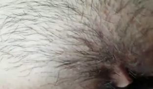 淫荡人妻 摩擦黑肉棒淫水直流 一插即入