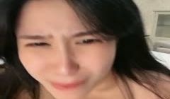 小粉批_开收费自慰大秀，用道具抽插呻吟精彩之极，