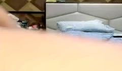 直播超大G奶性感妹子浴室洗澡道具自慰