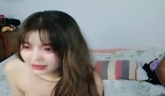 直播红唇美女小姐姐，被墨镜男各种操