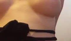 #精选 #自拍 跟女友居家隔离性生活
