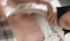 穿着jk衣服性感学生妹自慰