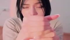 自拍#极品短发骚货给大吊男友撸管