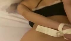 淫荡女友在呻吟无套后入丰臀爆操内射