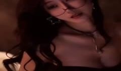 光看表情就已经射了