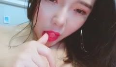 极品高颜值巨乳骚货