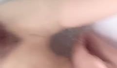 呦呵这妹妹好甜美，刚刚下海不久全程露脸大秀直播诱