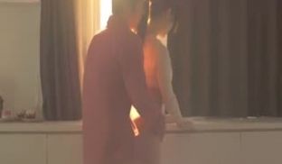自拍阳光的女孩伺候自己家小叔子没想到我竟然这么爽