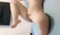 聆听校园19岁学妹呻吟【校园一朵花】带猛男回家邀