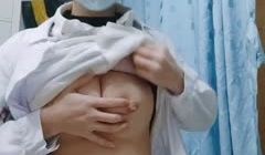 精选 自拍 护士装喜欢吗.