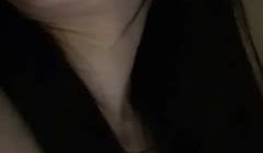 骚逼女友爱自拍男友对着镜子后入
