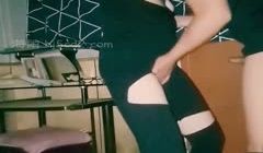 贵在真实：破旧工厂撕开紧身裤强上李秋月她居然念起