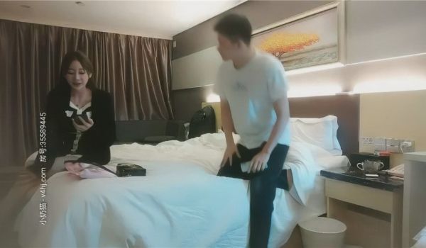老李成名之战魔都大圈四五千一车模女神风骚魅惑人间