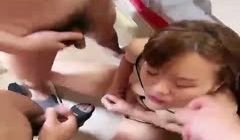 三男一女4P名场面_车轮战洞洞插满_一起舔，各种