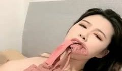 气质少妇约炮友啪啪还被射脸上