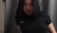 还是喜欢这样的反差婊呢1