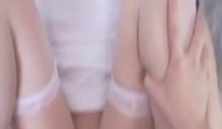 透明内裤白丝勾引男友无套做爱