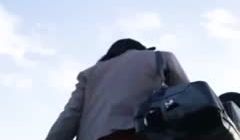带米老鼠发夹的学生妹，内内也很可爱诱人!