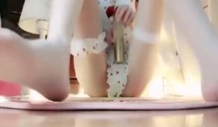 【在线】发条少女 – 色气小女友 20P+2V