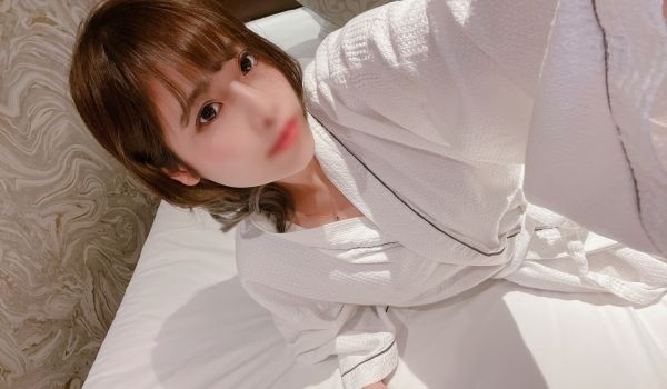 FC2-3245350 あざとくてごめん♡Fカッ